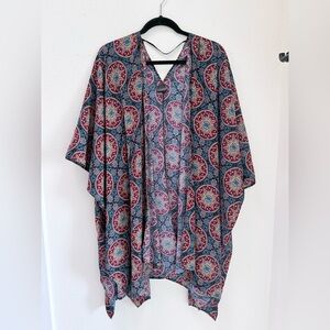 Agnes & Dora Medallion Print Open Front Kimono